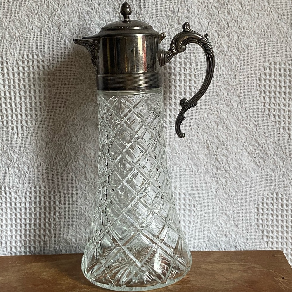 Pitcher - Picture 4 of 9